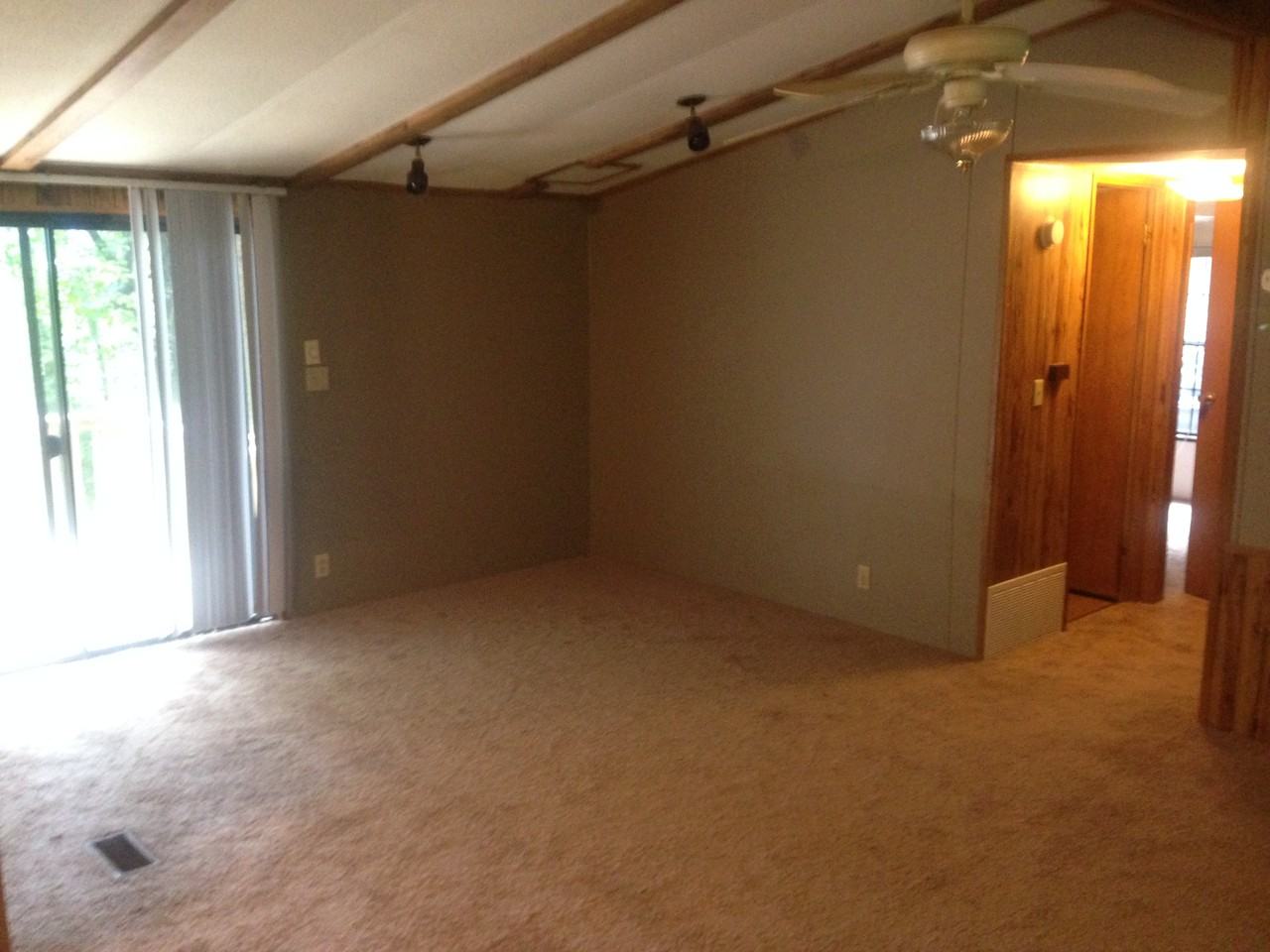 52 Woodscape Dr - Photo 2 of 5