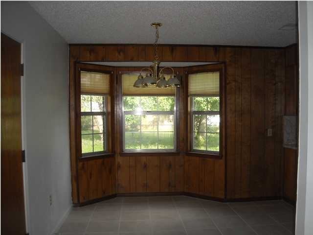 6197 Winstead Cove - Photo 3 of 10