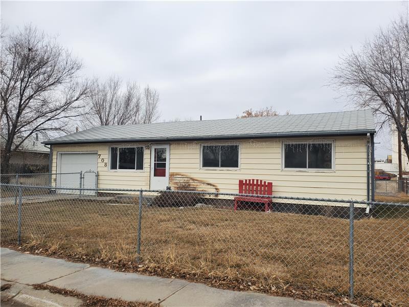 708 S. 4th - Photo 3 of 15