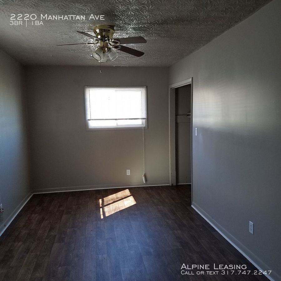 2220 Manhattan Ave - Photo 3 of 8