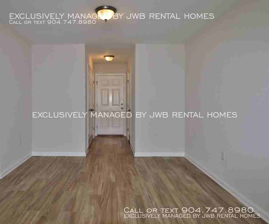 8752 India Ave - Photo 3 of 11