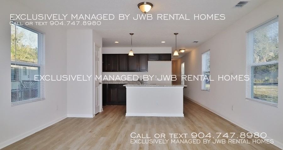 9020 Eaton Ave - Photo 3 of 10