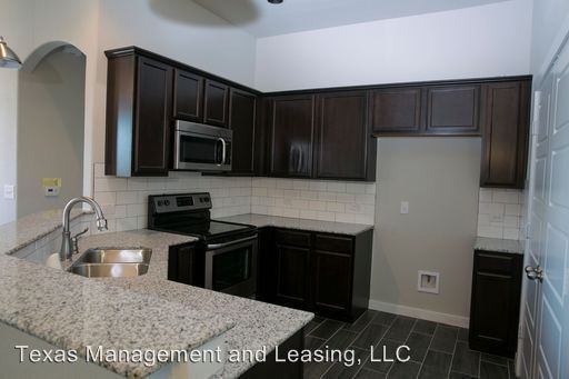 207 Hidden Springs Drive - Photo 2 of 11