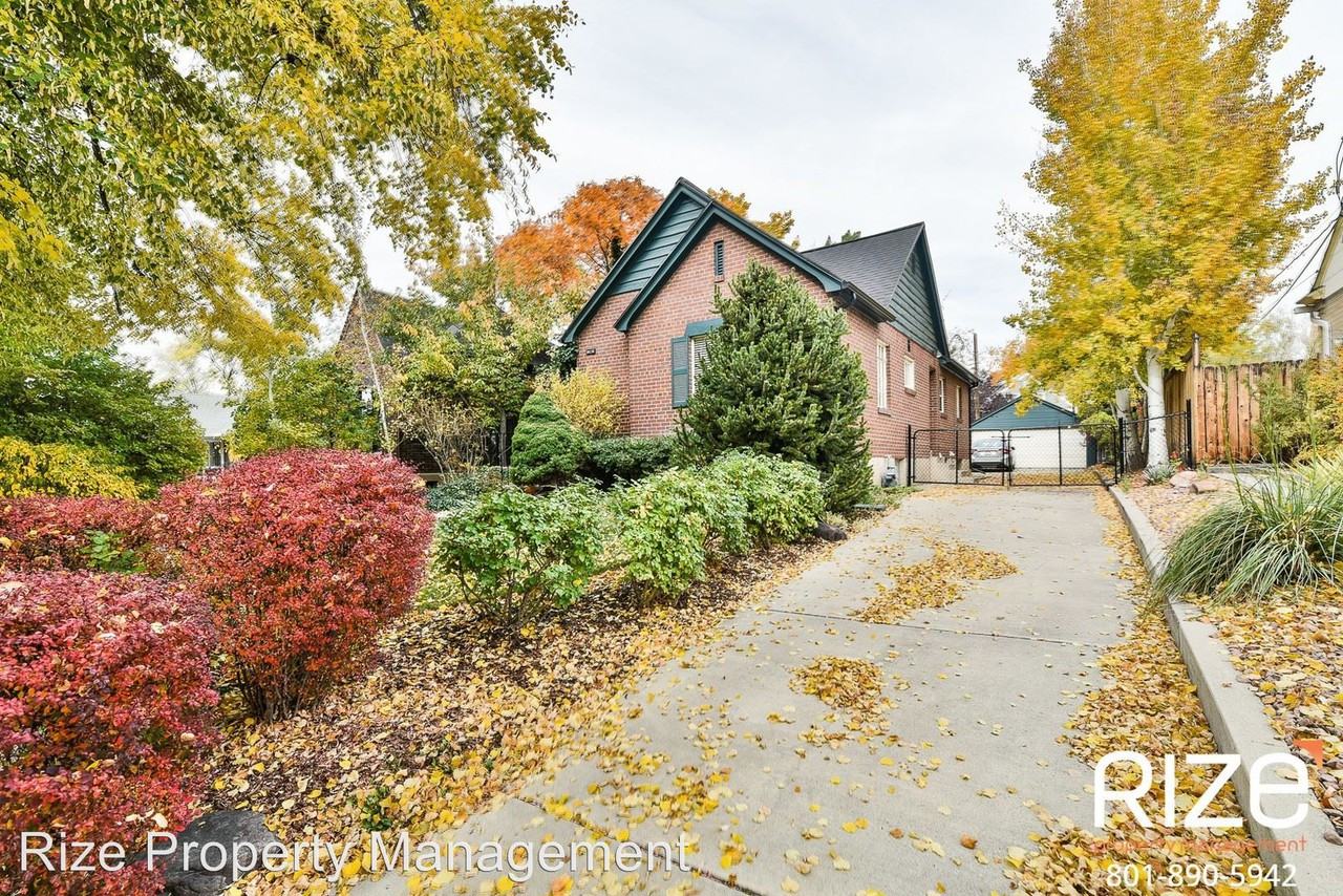 1561 Michigan Avenue - Photo 3 of 25