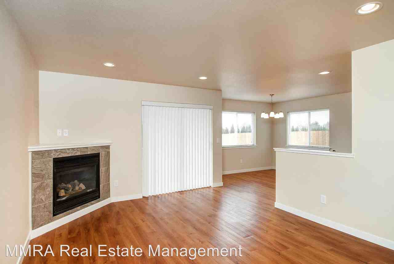 2200 GREENVIEW CIRCLE - Photo 3 of 17