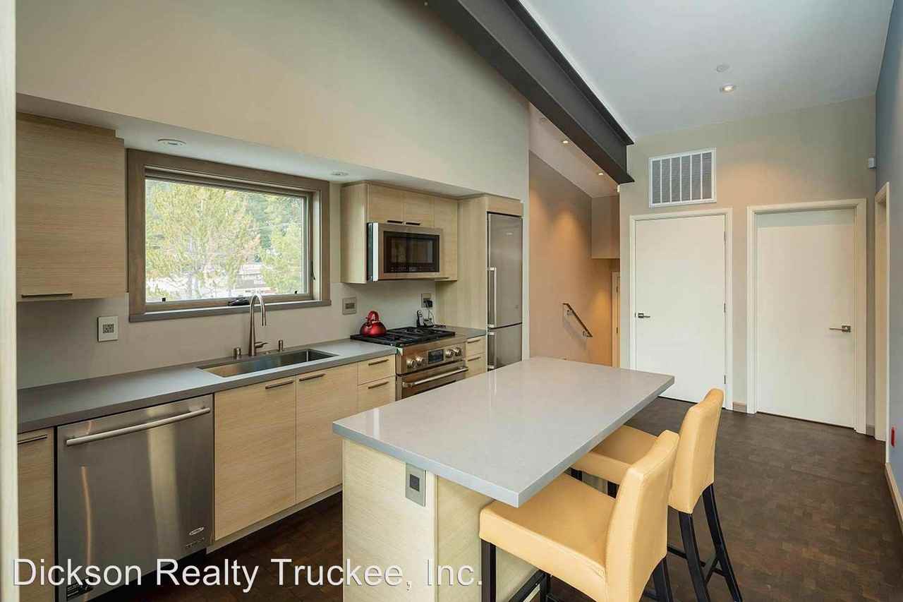 6630 N Lake Blvd - Photo 2 of 12