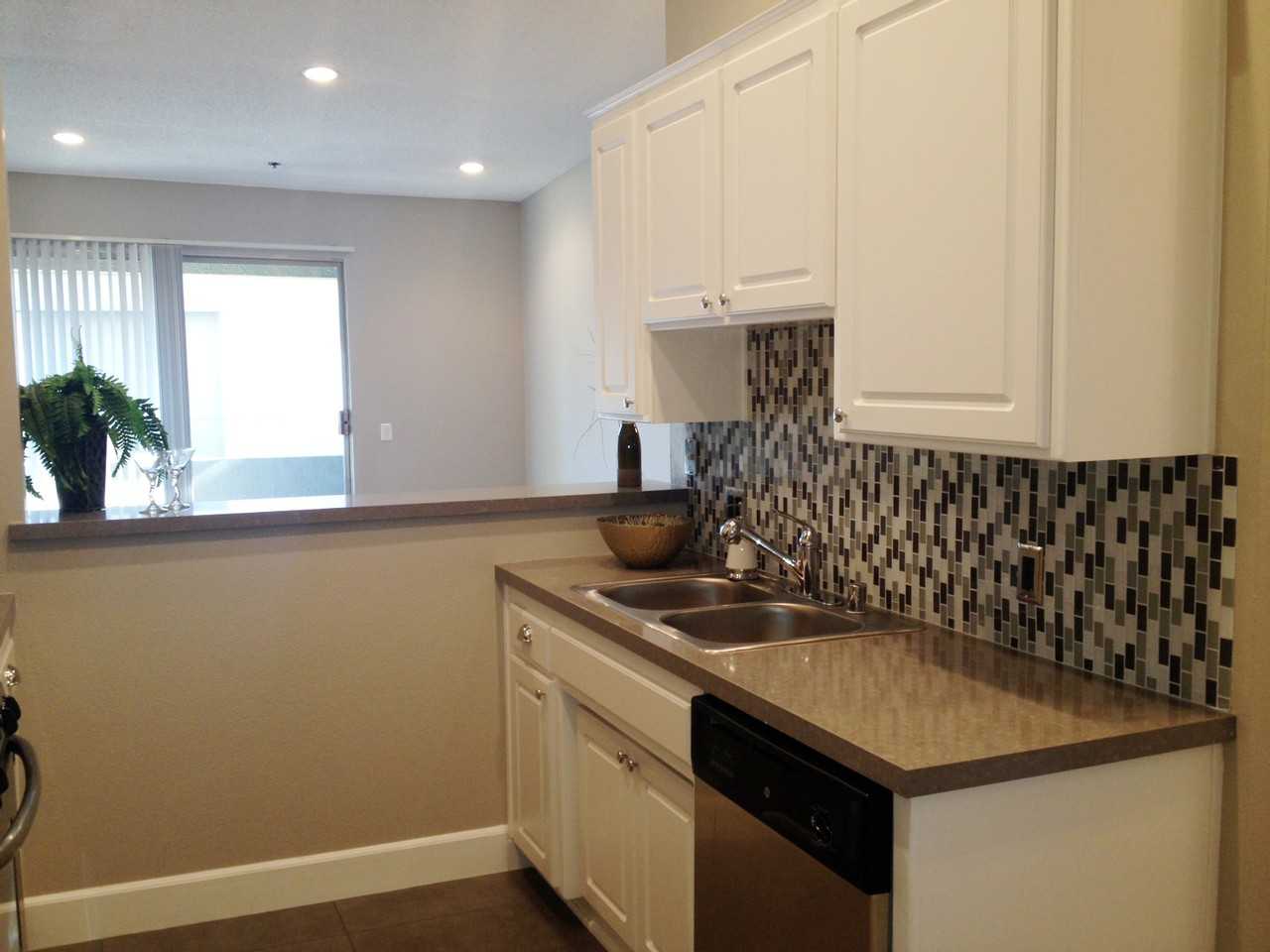 CitiView Terrace Apartments - Photo 4 of 50