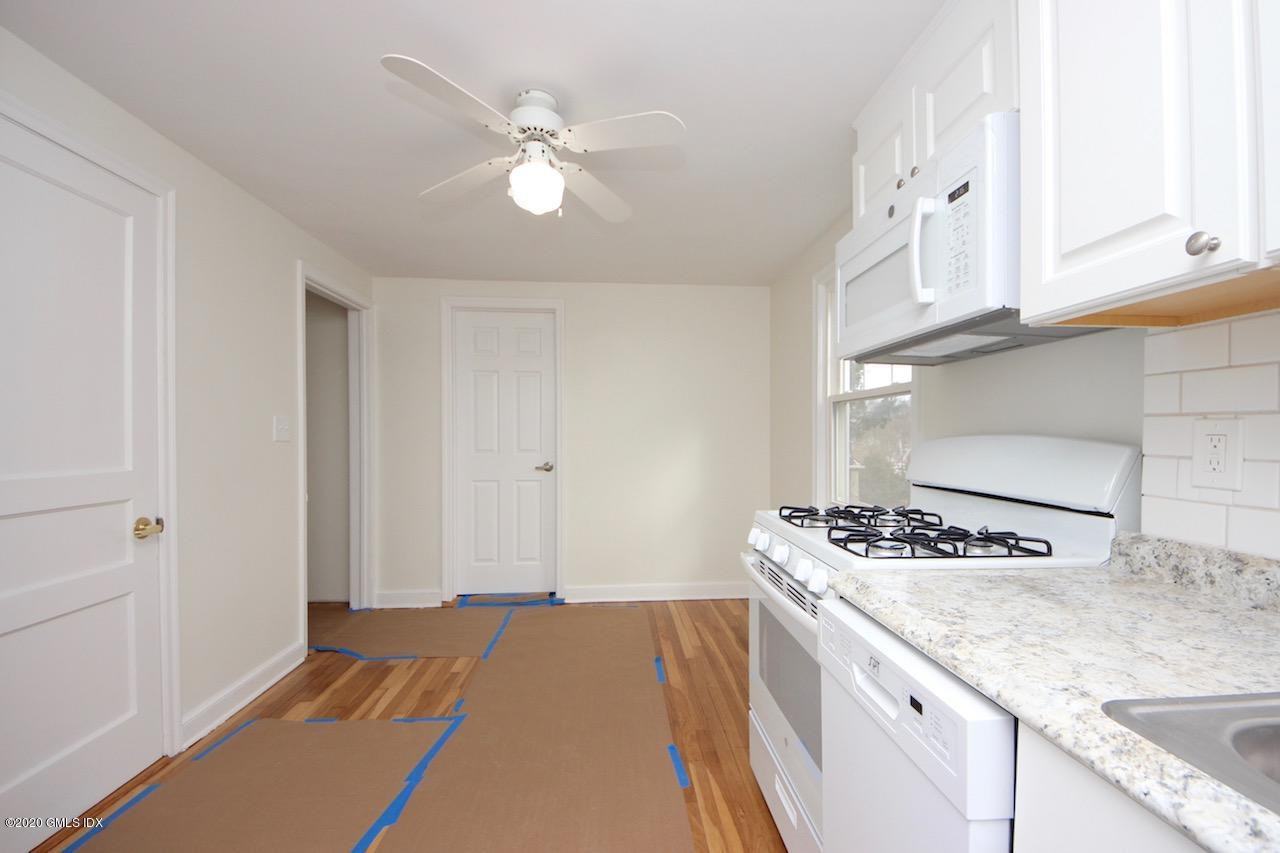 191 Hobart Avenue Unit B - Photo 3 of 8