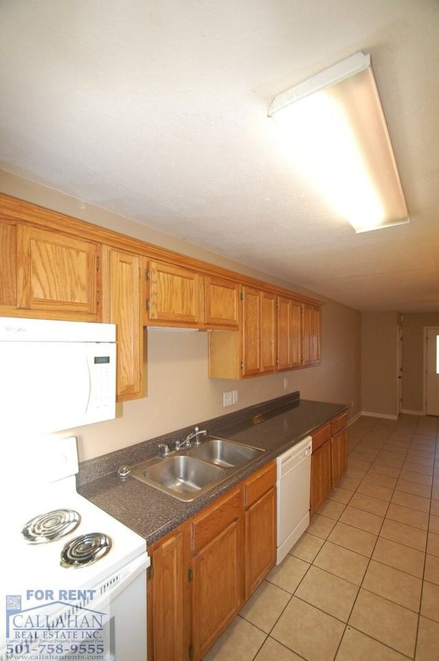 7 Davis Court - Photo 3 of 20