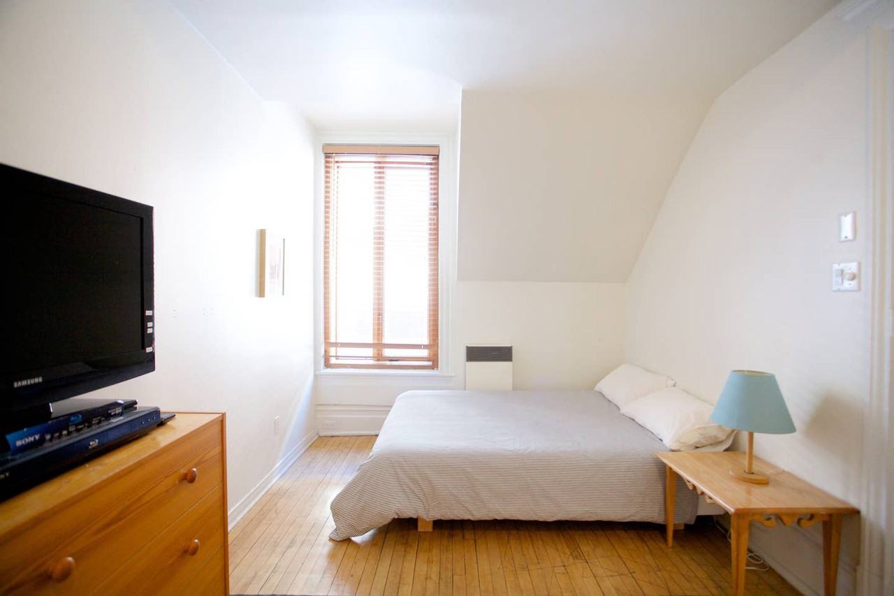 372 Rue Édouard-Charles - Photo 3 of 8