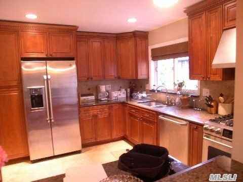 855 Leonard Dr - Photo 3 of 15