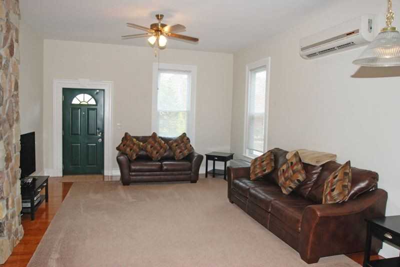 154 W Washington Ave - Photo 2 of 8