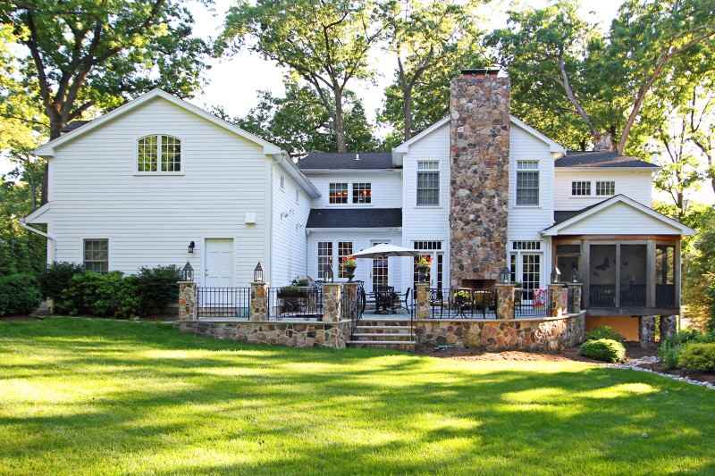 22 Maple St - Photo 3 of 25