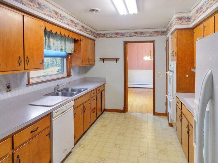 11980 Budds Creek Road - Photo 3 of 36