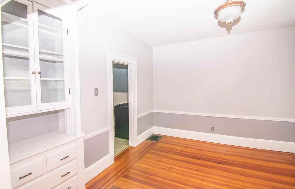 31 -33 Otis St - Photo 3 of 16