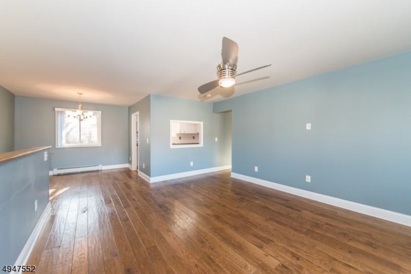 189 -61 Littleton Rd - Photo 2 of 22