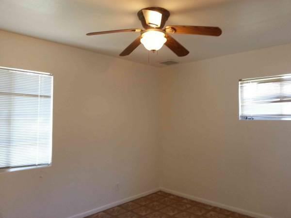 4138 North 17th Street - Photo 3 of 12