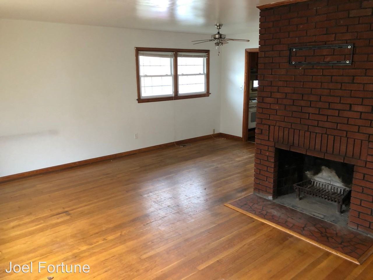 660 49th Street - Photo 3 of 7