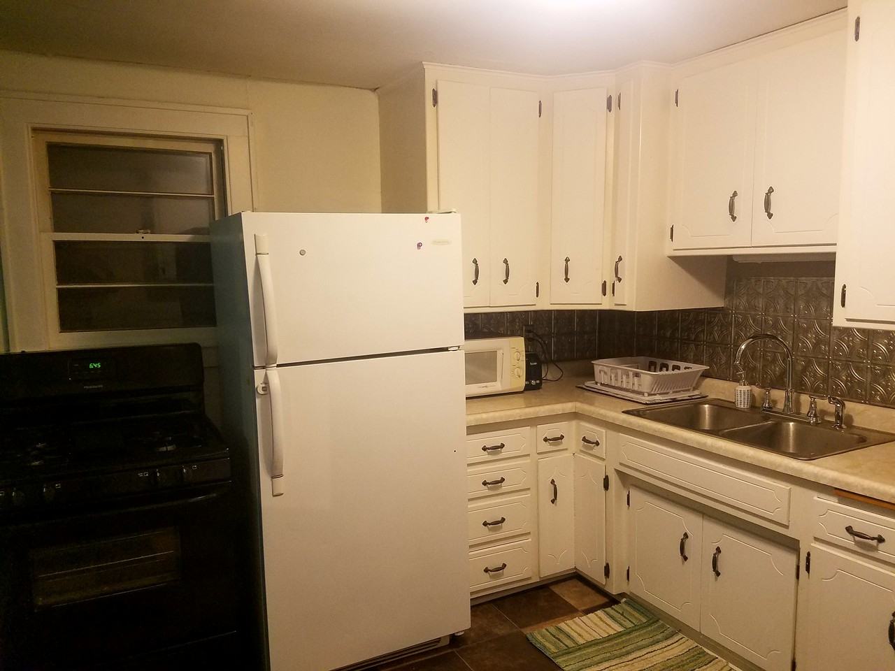 2053 Reaney Avenue East - Photo 2 of 9