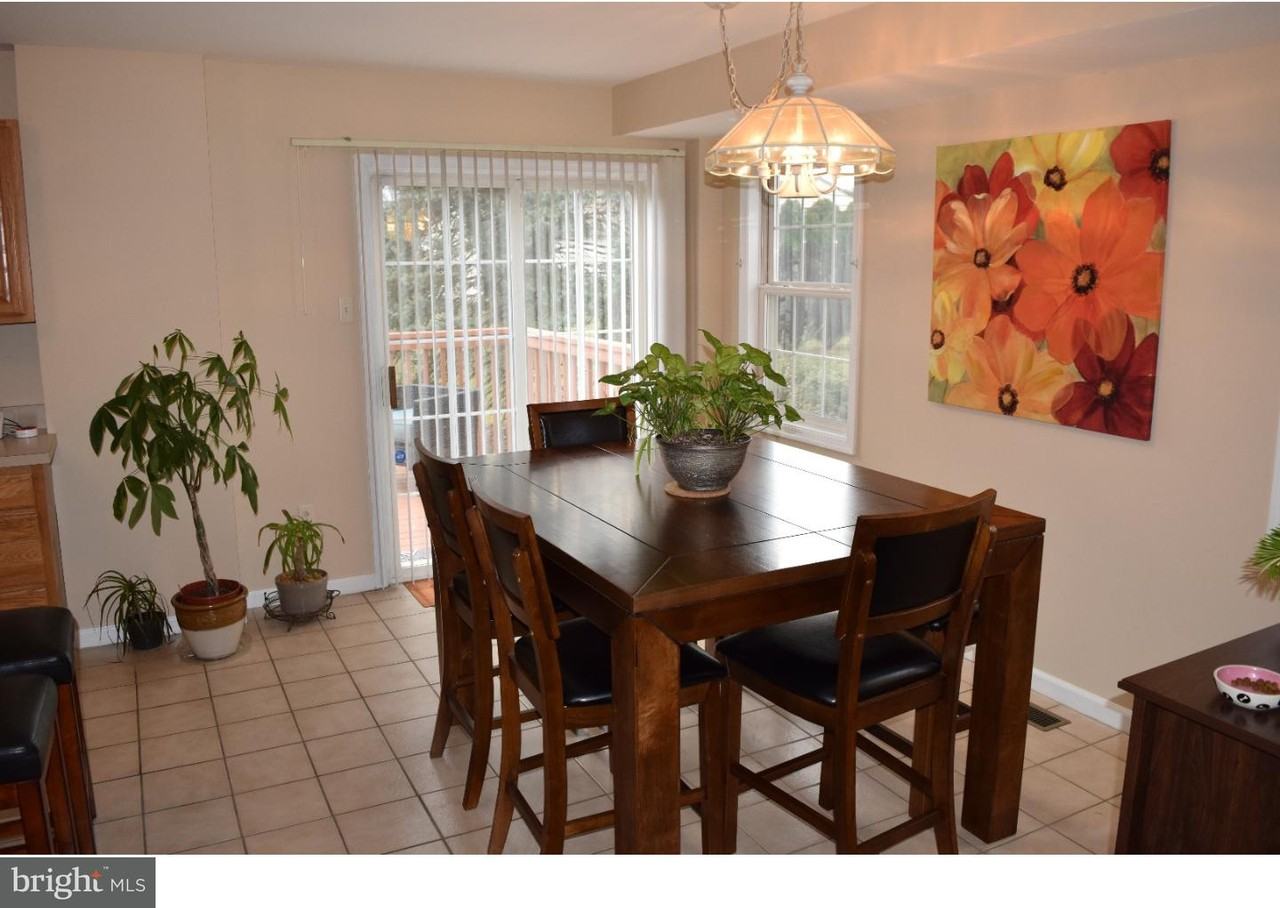 3011 Roberts Road - Photo 3 of 11