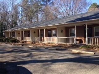 1012 Chisholm Rd - Photo 2 of 2