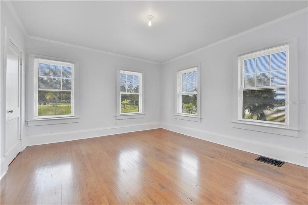 1515 Lake Eva Circle #B - Photo 3 of 4