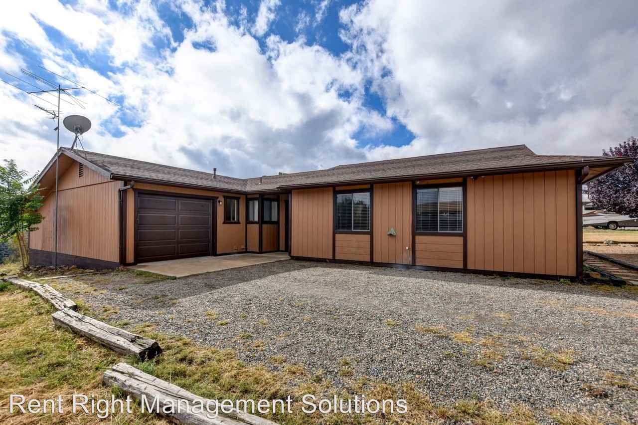 1103 N Opal Drive - Photo 2 of 32