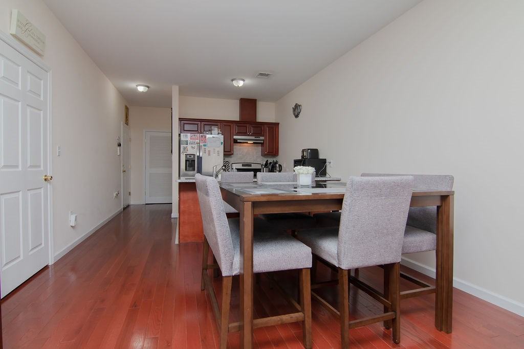 380-1/2 Avenue C #2 - Photo 2 of 9