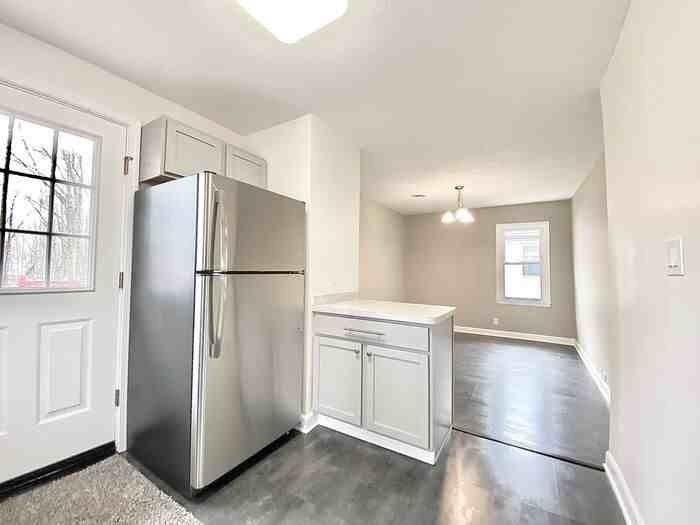 5579 Walnut Street - Photo 3 of 16