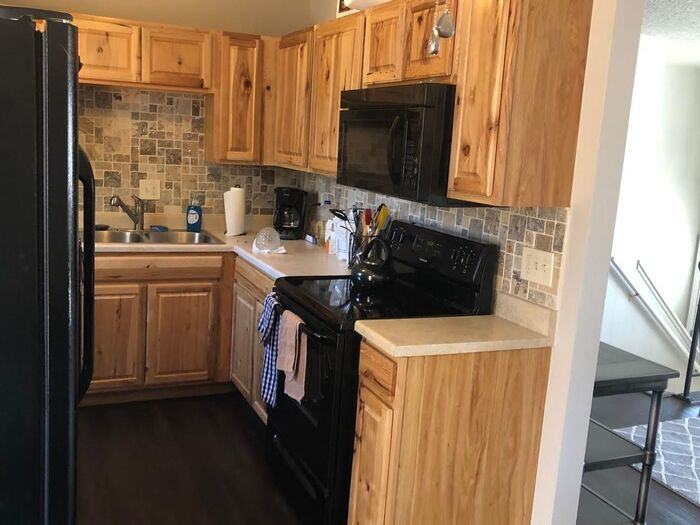 1040 East Prospect Road - Photo 2 of 19