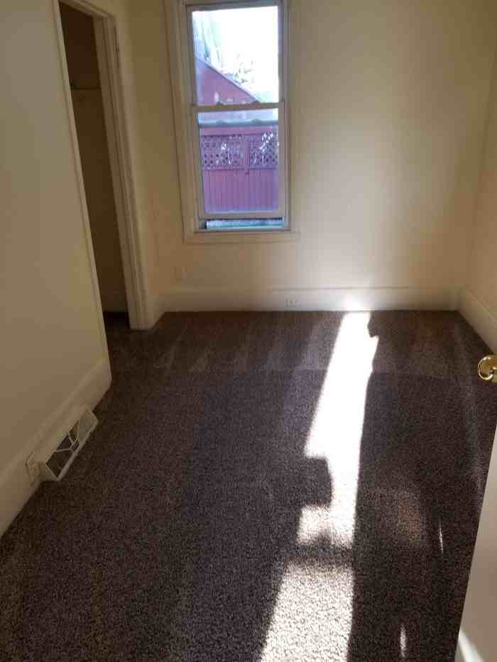 509 Monroe Street - Photo 3 of 7