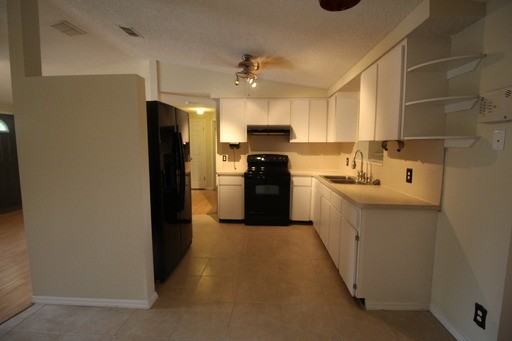 6413 Butte Ave - Photo 2 of 18