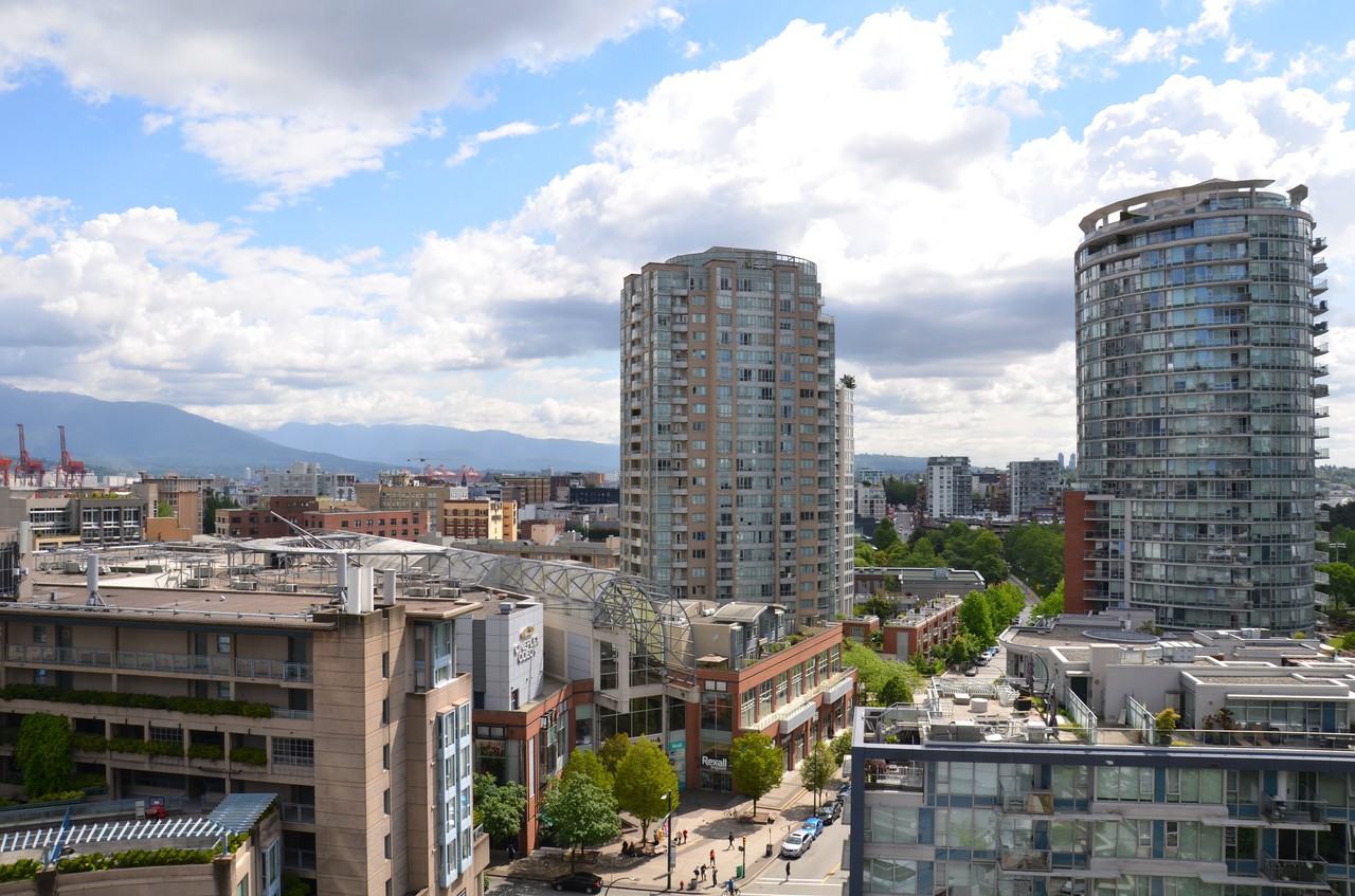 188 Keefer Place #1605 - Photo 2 of 21