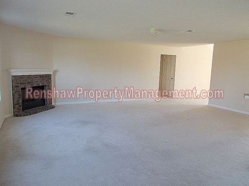 5120 Rivercrest Ln - Photo 2 of 17