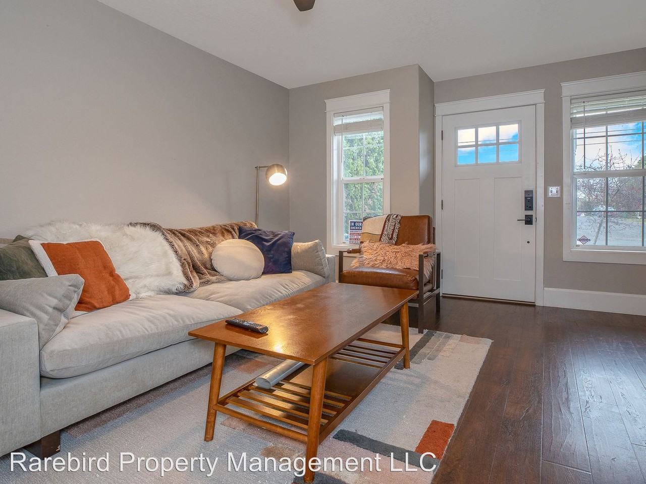 549 Ne 75th Ave - Photo 2 of 30