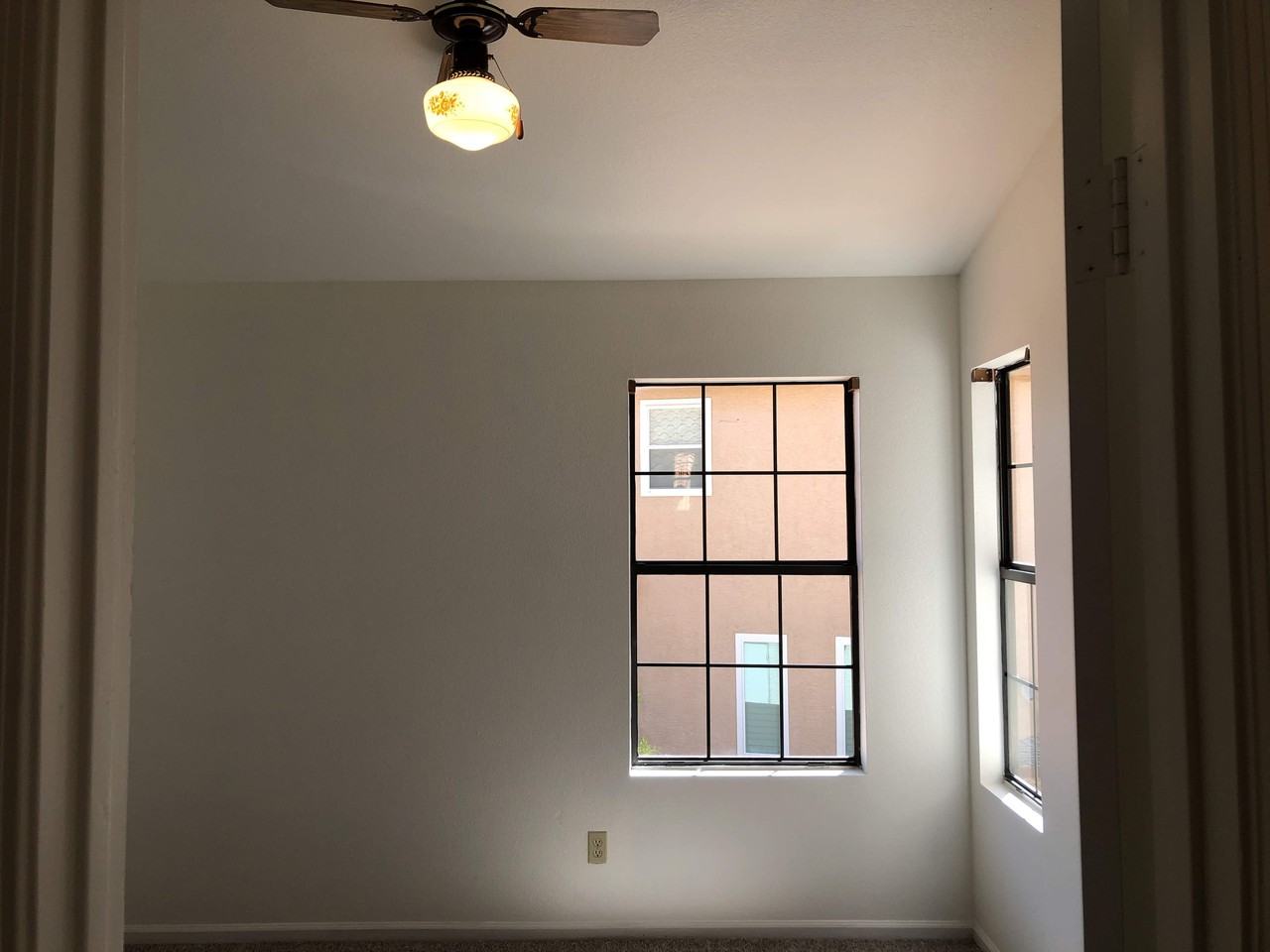 16226 S 37th Way - Photo 5 of 8