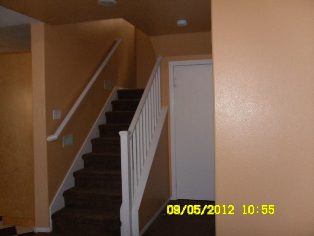 212 Silver Castle St - Photo 3 of 13