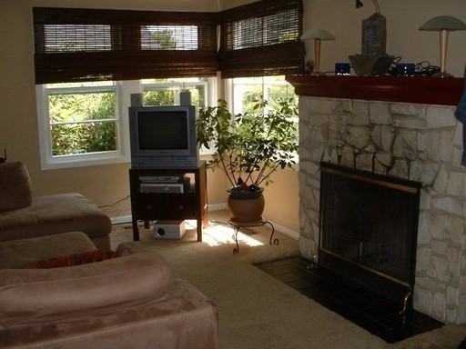 9013 N Trumbull Ave - Photo 3 of 8