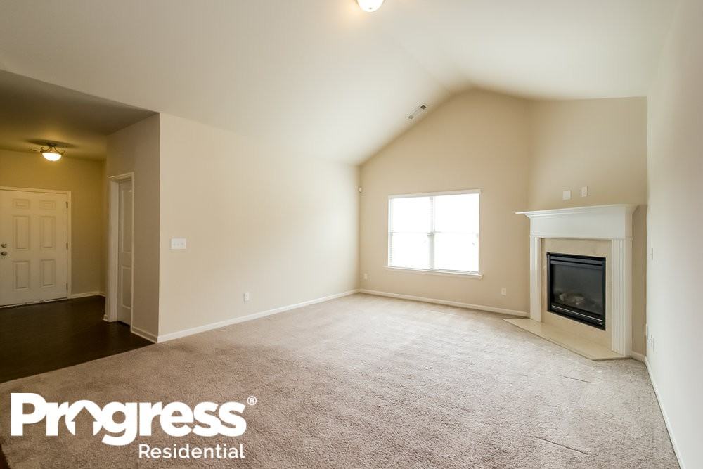 2943 Dungeness Dr - Photo 2 of 20