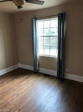 3800 Wedgefield Avenue - Photo 3 of 10