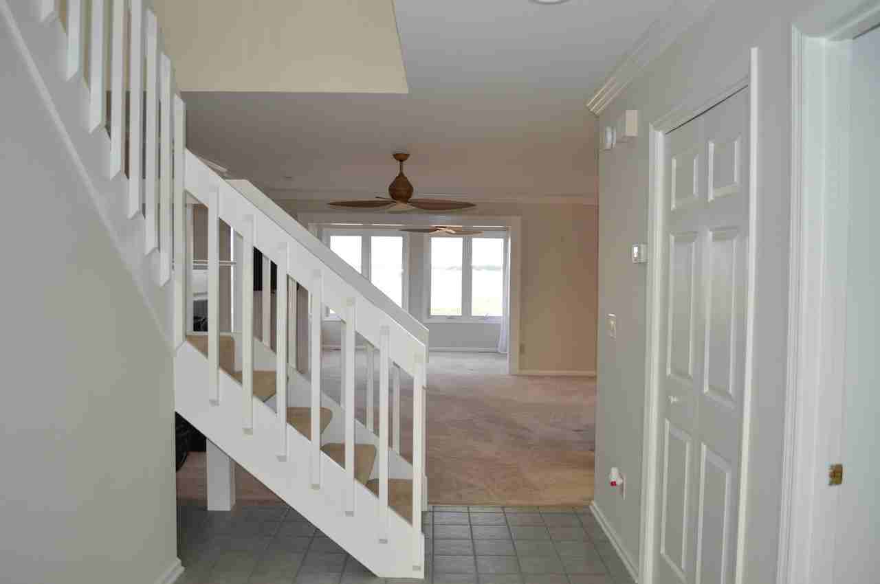 2430 Stono Watch Drive - Photo 3 of 16