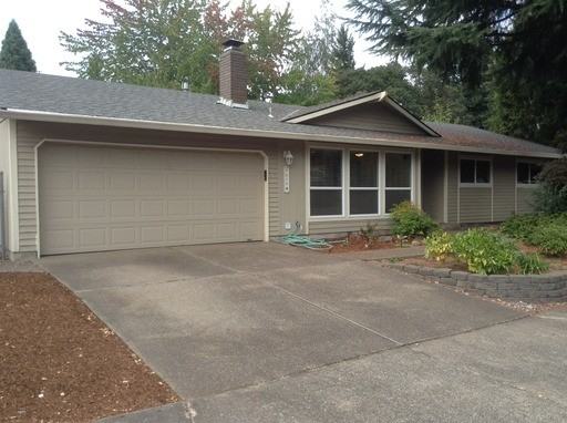 9619 SW Alsea Dr - Photo 3 of 24