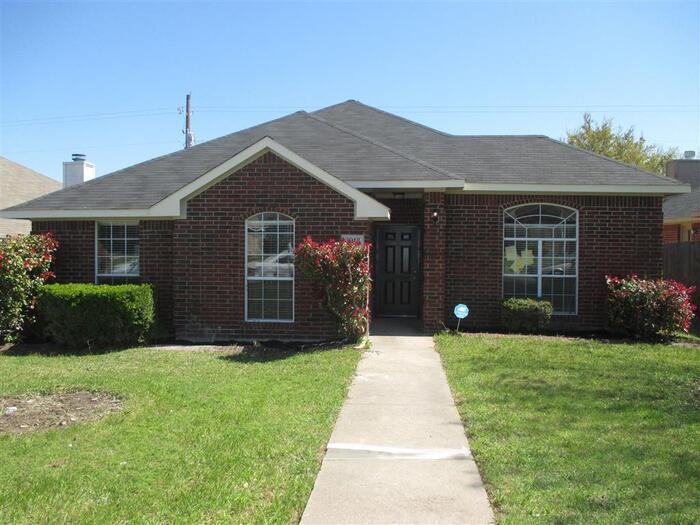 3018 Stonycroft Drive - Photo 2 of 20