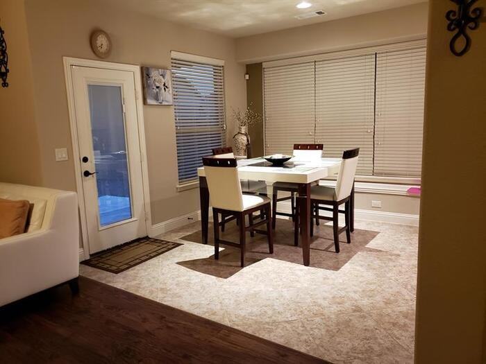 324 Tumbleweed Trail - Photo 3 of 9