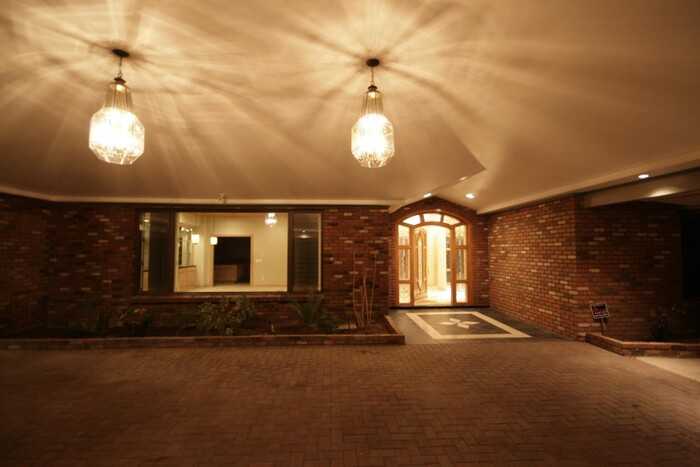 1905 North Val Vista Drive - Photo 3 of 46