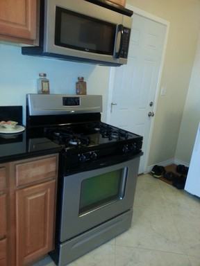 857 Sweetland St - Photo 3 of 21