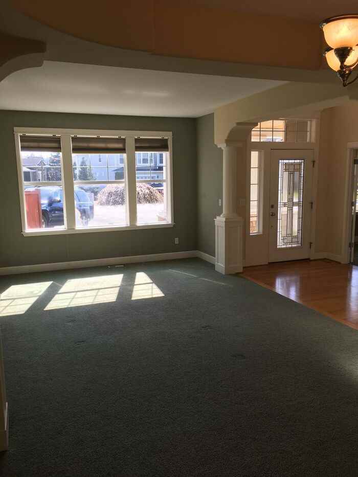 12015 183rd Street East - Photo 3 of 15