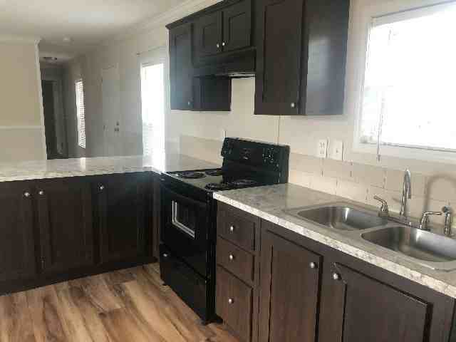 13746 Kent State Avenue - Photo 3 of 6