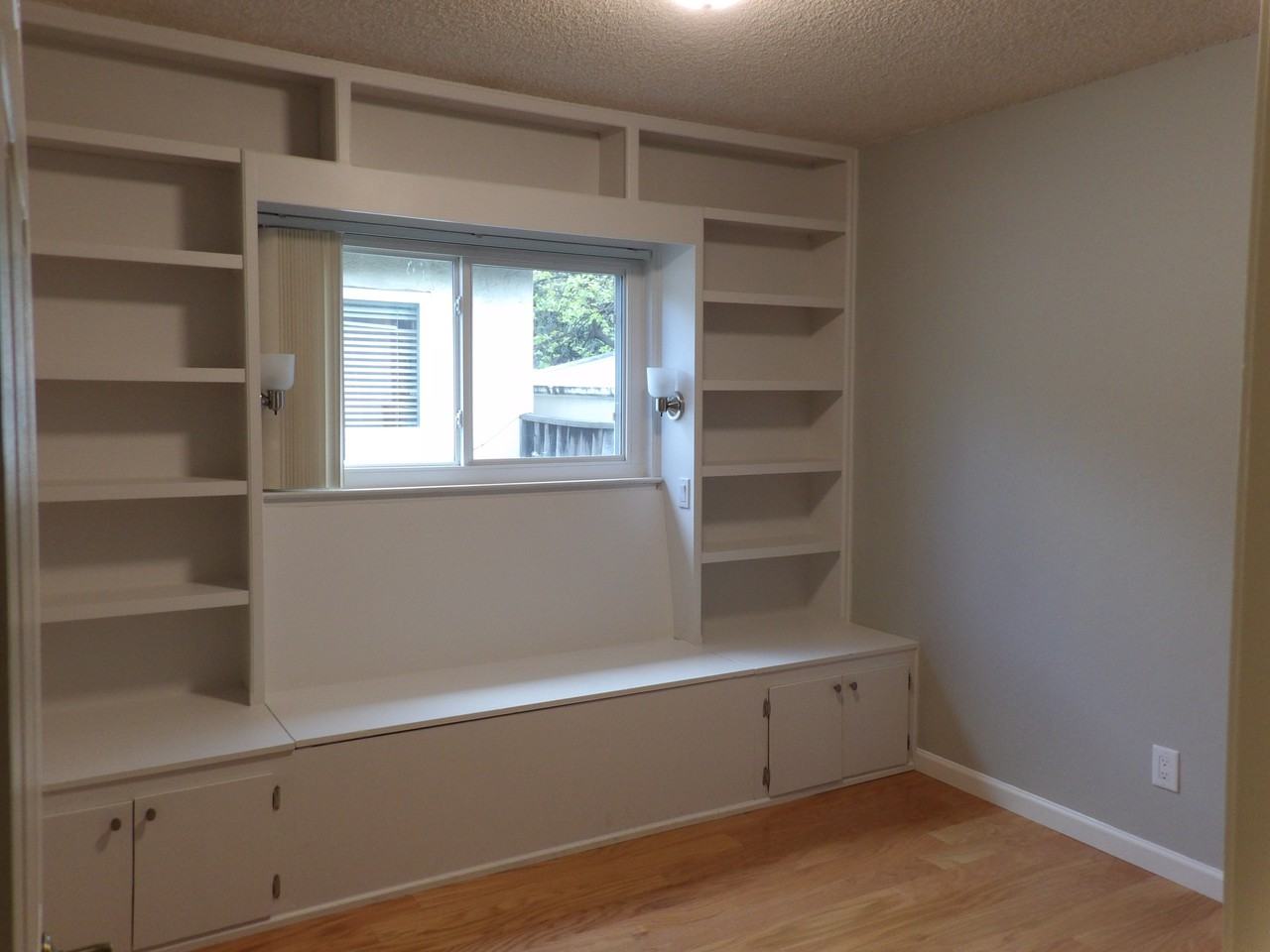 186 Herlong Ave - Photo 3 of 26