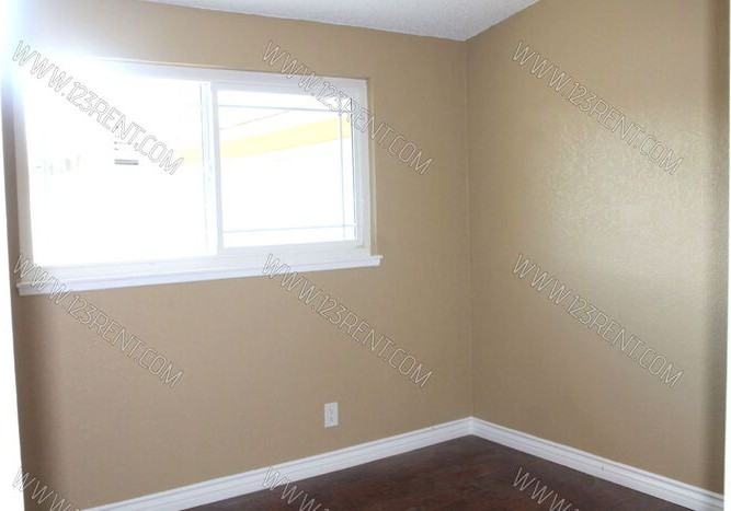 44709 Raysack Avenue - Photo 2 of 23